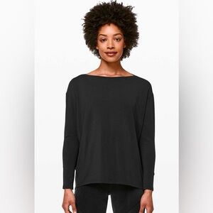 Lululemon Back in Action long sleeve